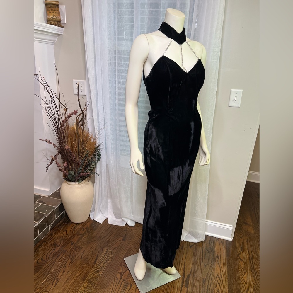 On Fashion, beautiful black velvet formal …